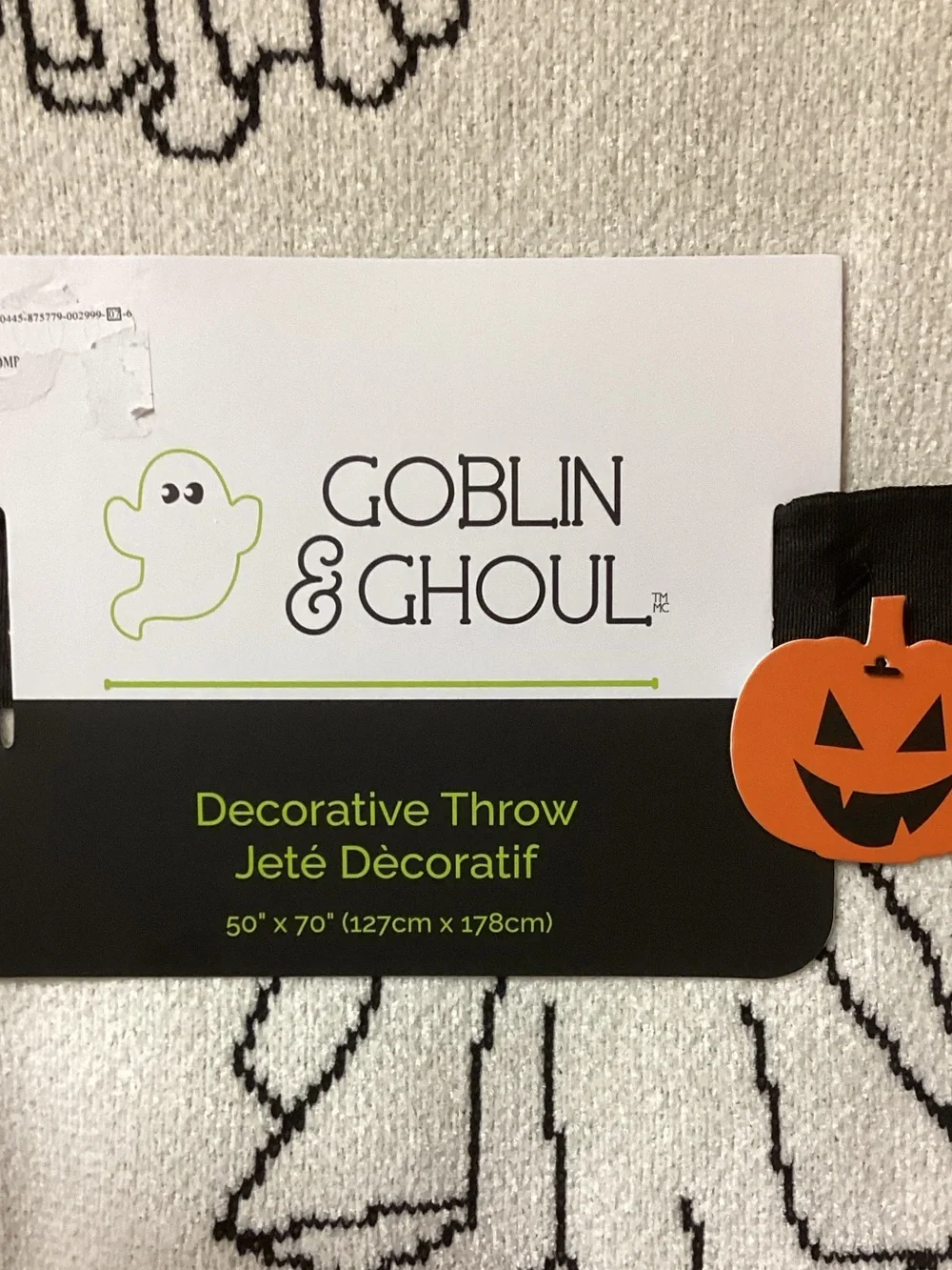 NWT Viral Goblin & Ghoul Ghost Reading a Book Blanket 👻